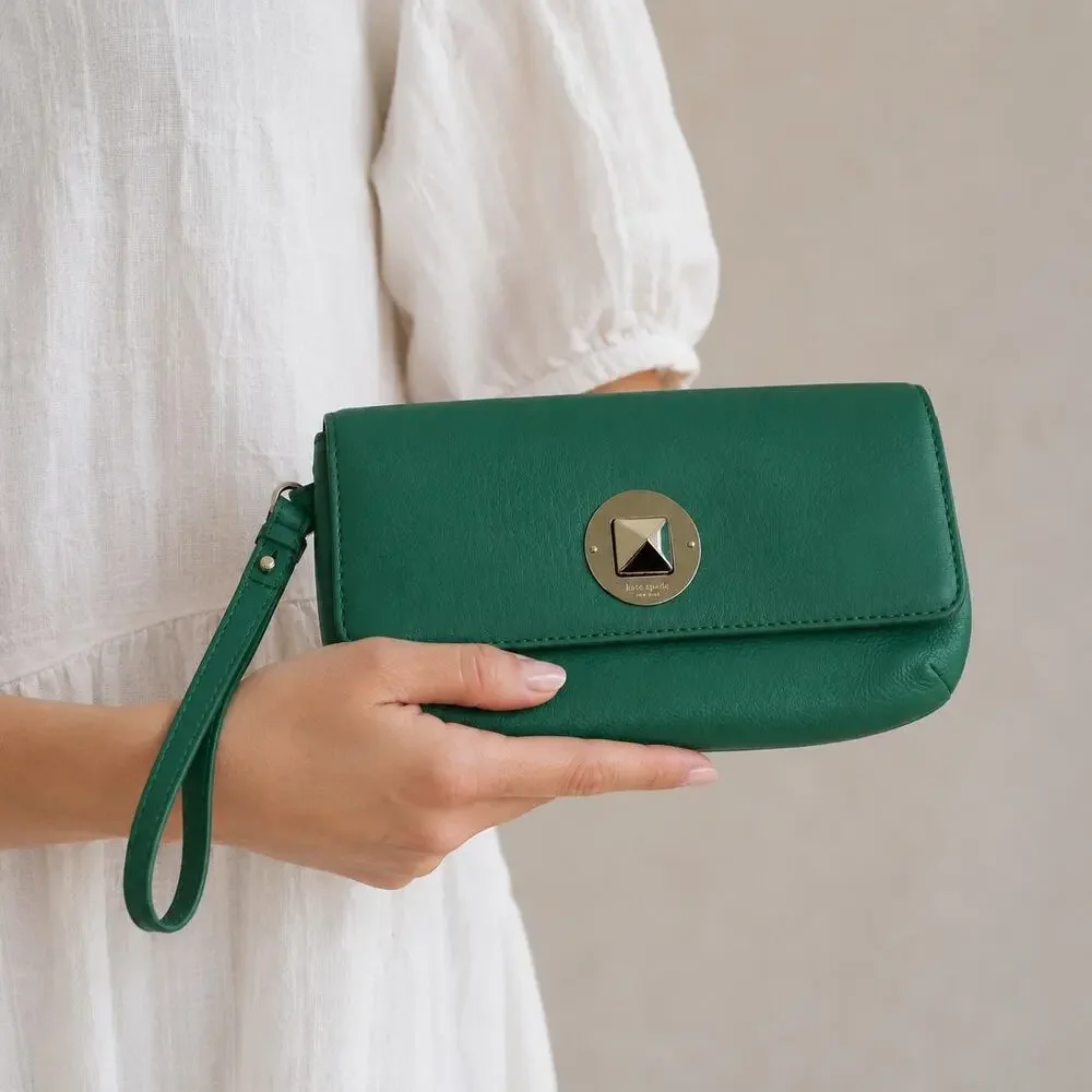 Kate Spade Green Cow Leather 8 x 5
